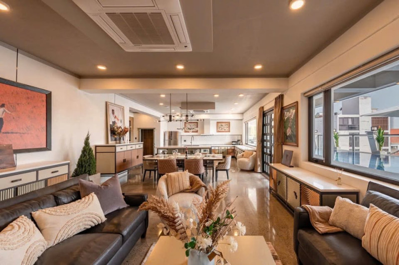 A Sweet Home Designed for Family Living