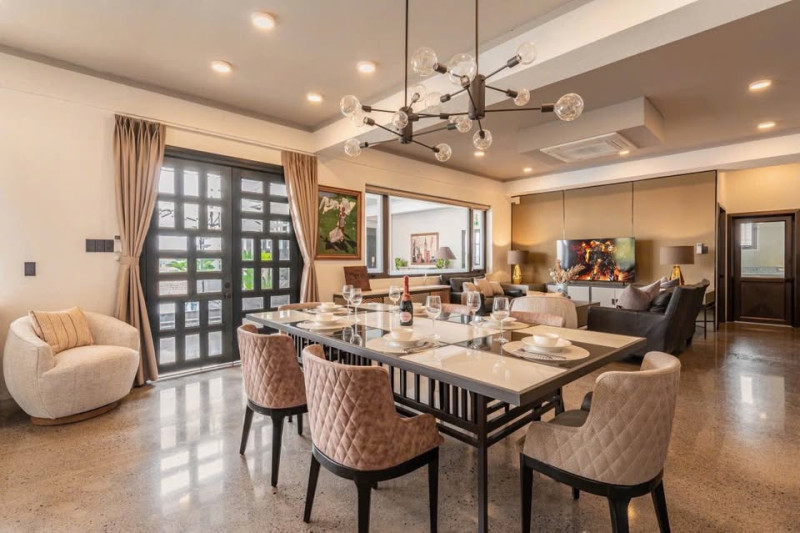 A Sweet Home Designed for Family Living