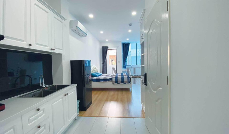 A Simple Space Full of Charm