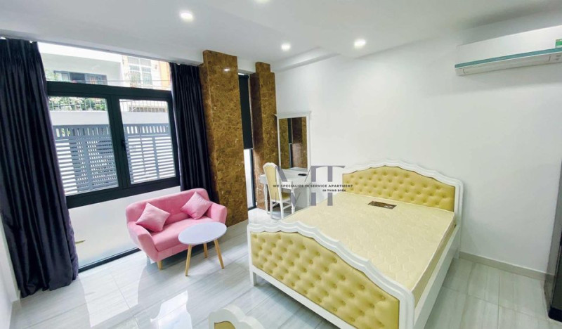 A Simple Space Full of Charm