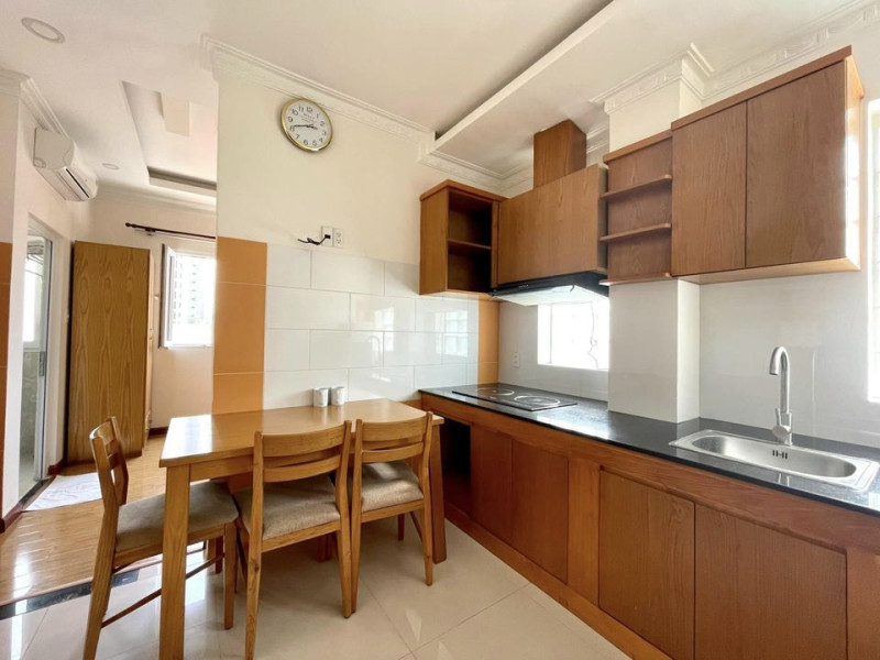 Fresh Living Studio near Riverside Area