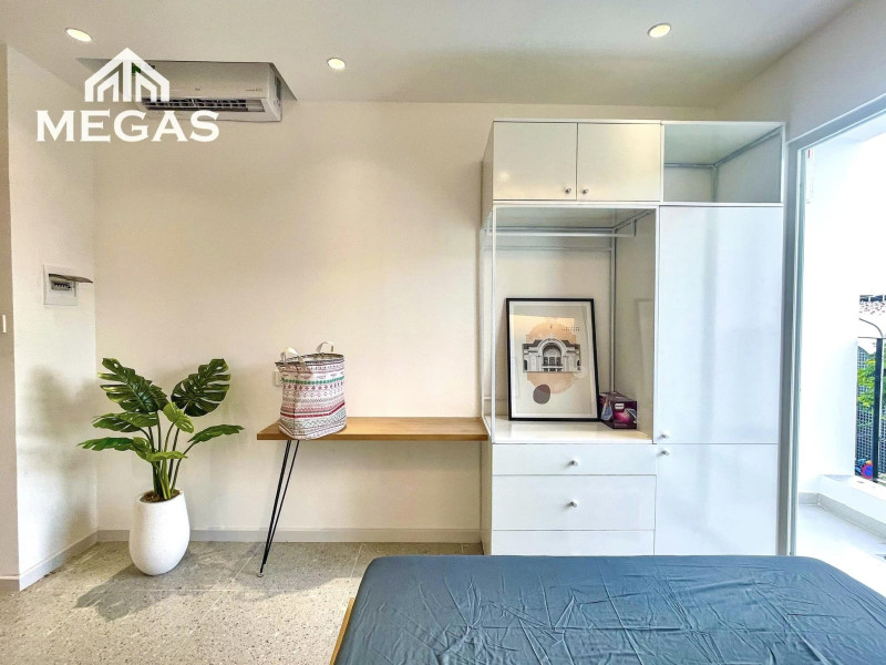 Peaceful Living with a Modern Touch