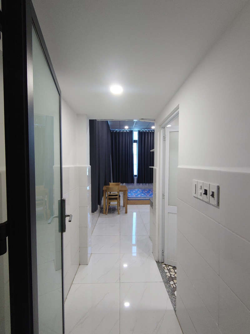 Contemporary Studio near Saigon River