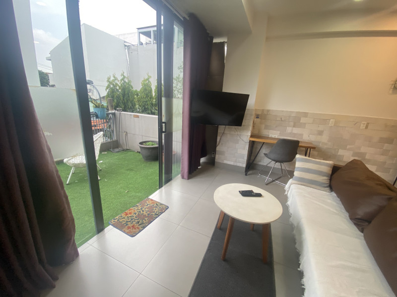 Stylish Compact Pivate yard Studio in Thao Dien