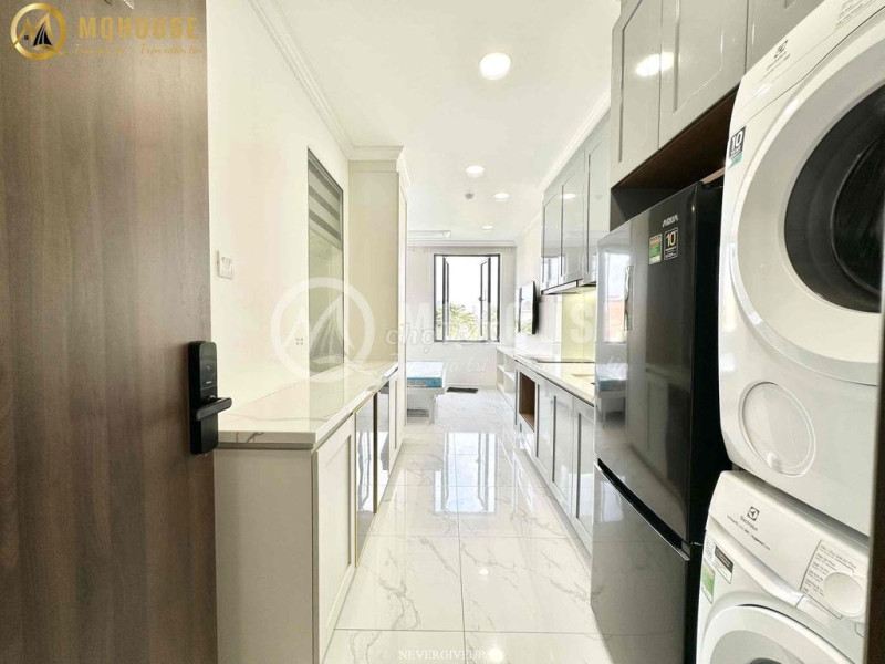 A Cozy Home Tucked in Thao Dien