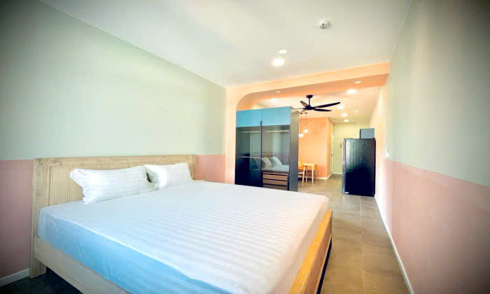 Bright Studio Home with Open Layout – Thao Dien