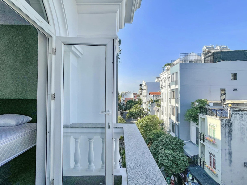 Quiet Residential Studio in Thao Dien