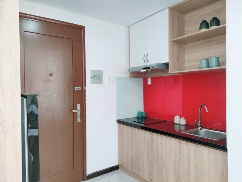 Studio Apartment Close to International Cafés