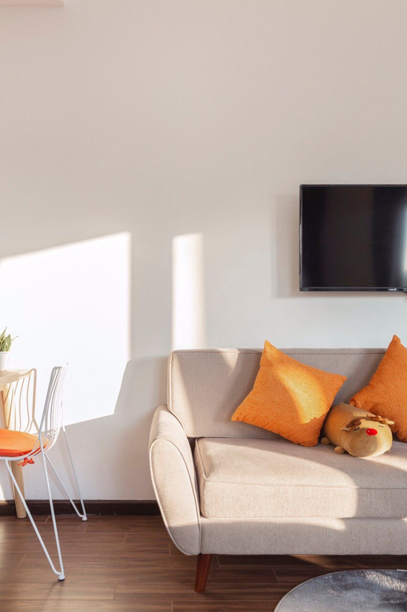 Studio Apartment Close to International Cafés