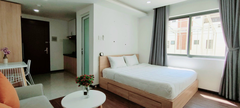 Studio Apartment Close to International Cafés