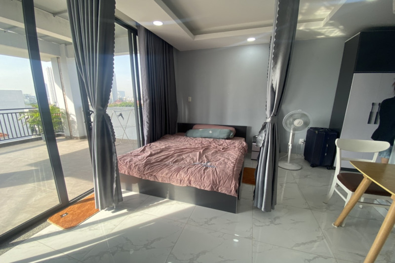 Studio apartment with large private yard -Thảo Điền