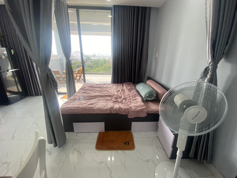 Studio apartment with large private yard -Thảo Điền