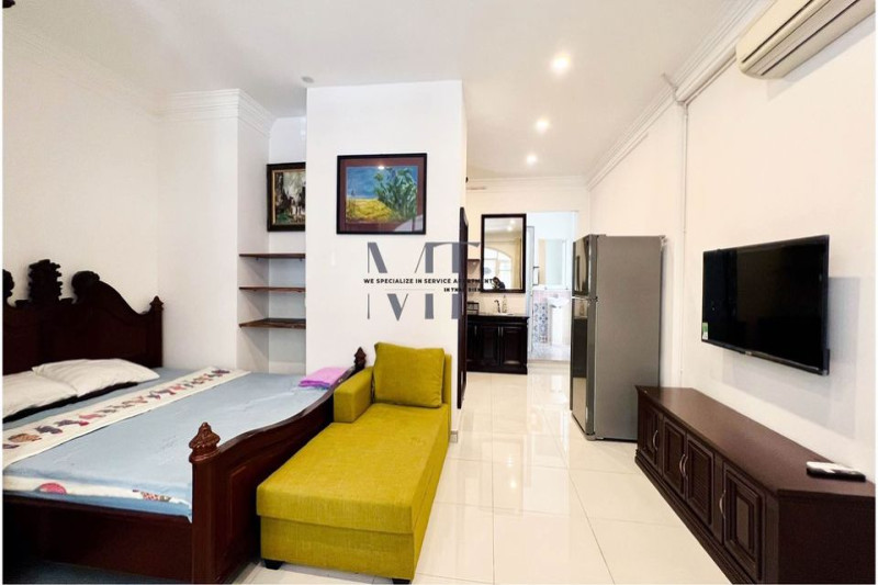 A Studio Made for Easy Days