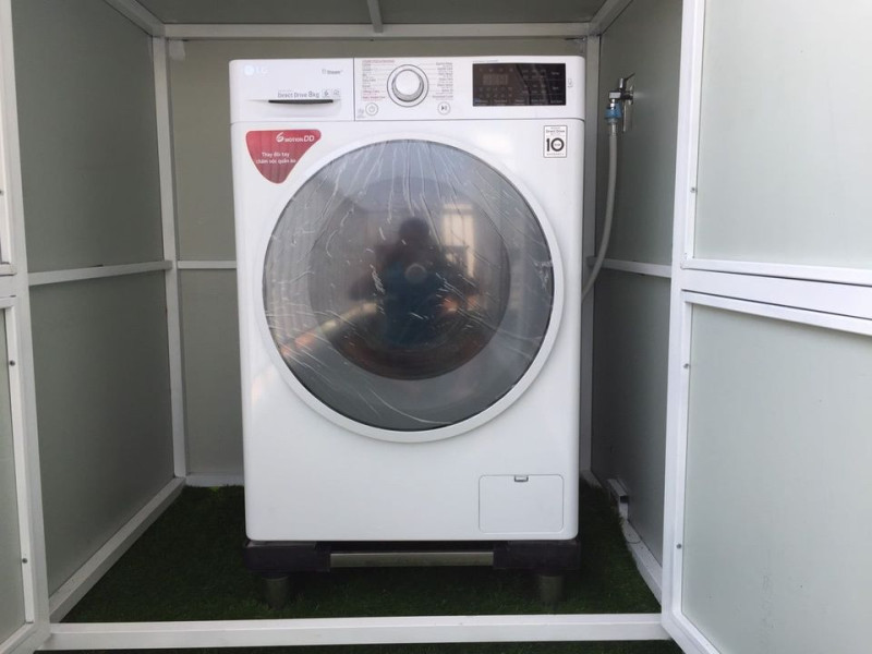 A Bright and Happy Studio