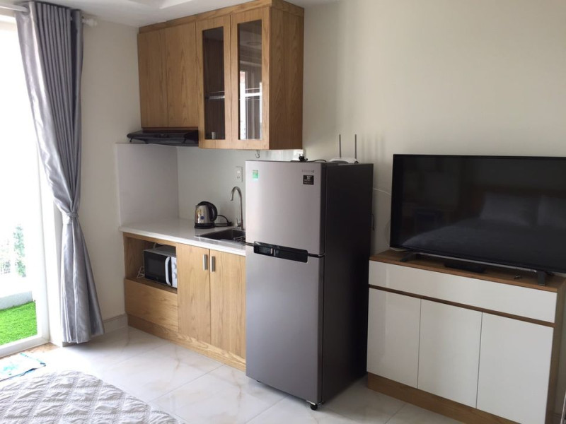 A Bright and Happy Studio