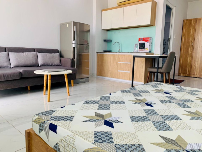 Sunny studio got balcony in Thảo điền