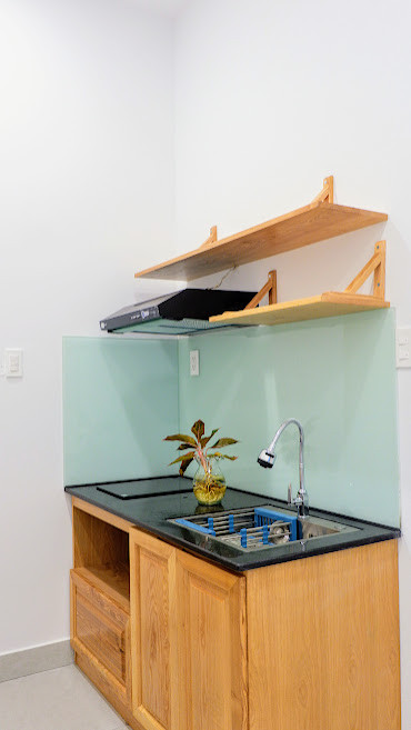 Urban Simplicity in a Green Setting