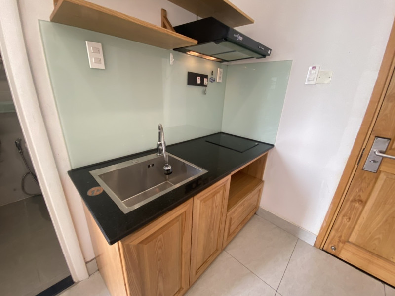 Urban Simplicity in a Green Setting