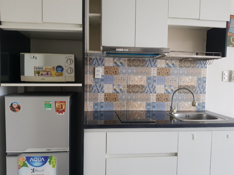 A Private Yard  Studio with Natural Charm