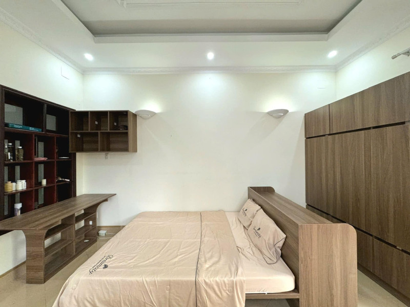 A Clean, Calm Space to Call Home