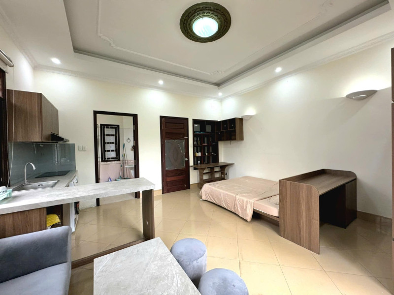 A Clean, Calm Space to Call Home