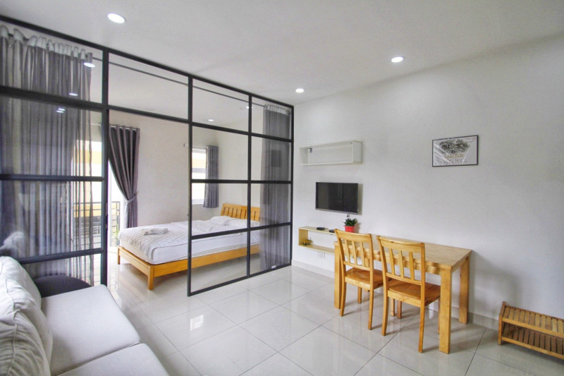Sunny Studio with City View in Thao Dien
