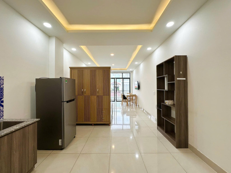 A Light & Airy Studio Hideout