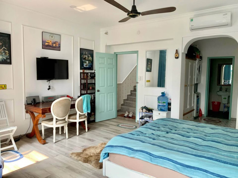 Bright & Stylish Studio for Rent – Prime Thao Dien Location