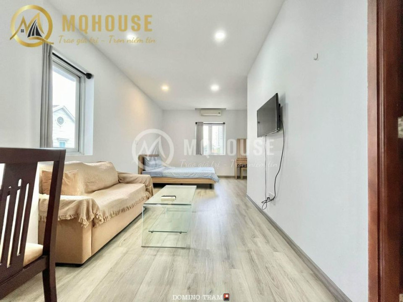 Bright studio -for rent in Thảo điền area
