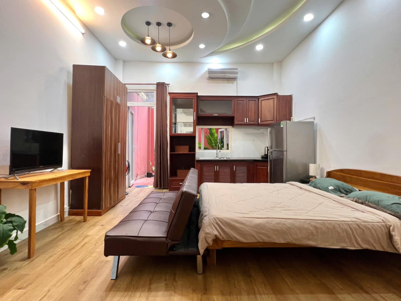 Studio got small  yard outside Thảo điền