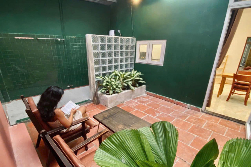 Studio got small  yard outside Thảo điền