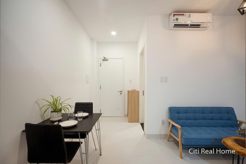 Clean & Contemporary Studio in Thao Dien