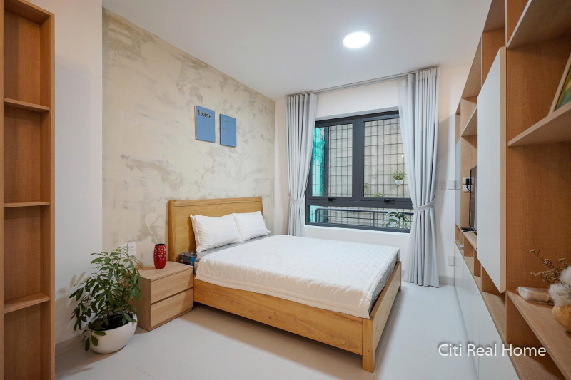 Clean & Contemporary Studio in Thao Dien