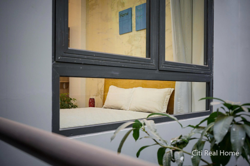 Clean & Contemporary Studio in Thao Dien