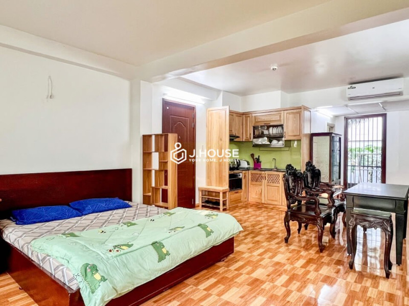 Quiet & Bright Studio in Green Thao Dien