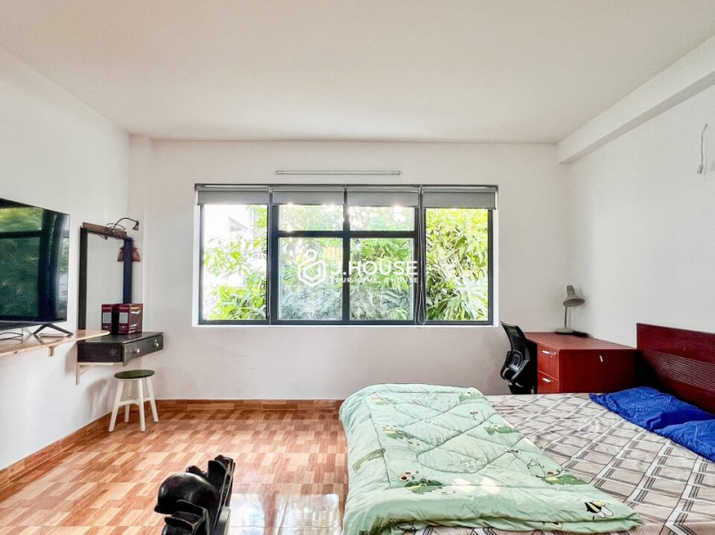 Quiet & Bright Studio in Green Thao Dien