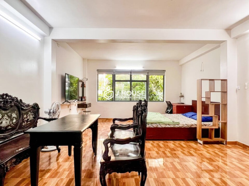 Quiet & Bright Studio in Green Thao Dien