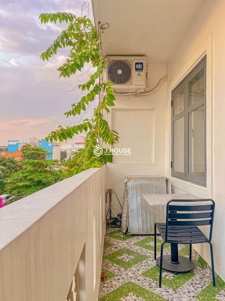 Bright Studio with Large Balcony  in Thao Dien
