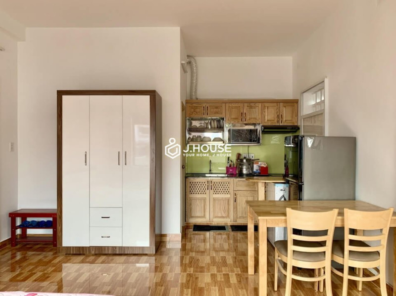 Lovely Big balcony -Studio with Open View in Thao Dien