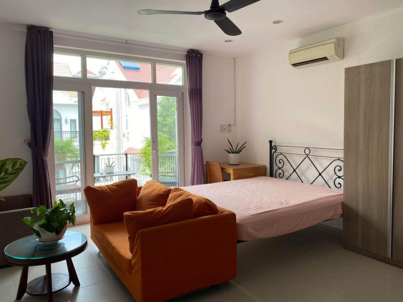 Sun-Filled Studio Apartment in Thao Dien