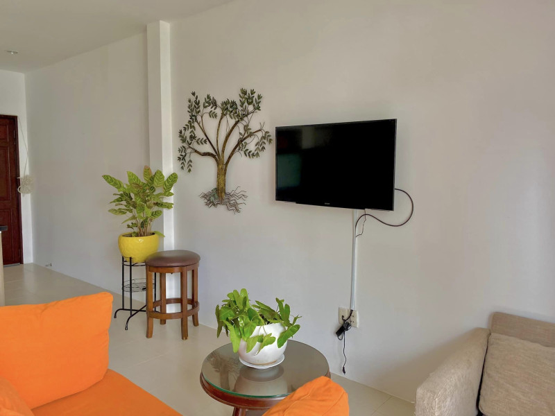 Sun-Filled Studio Apartment in Thao Dien