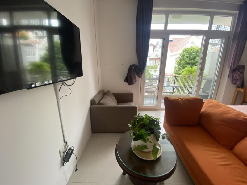 Sun-Filled Studio Apartment in Thao Dien