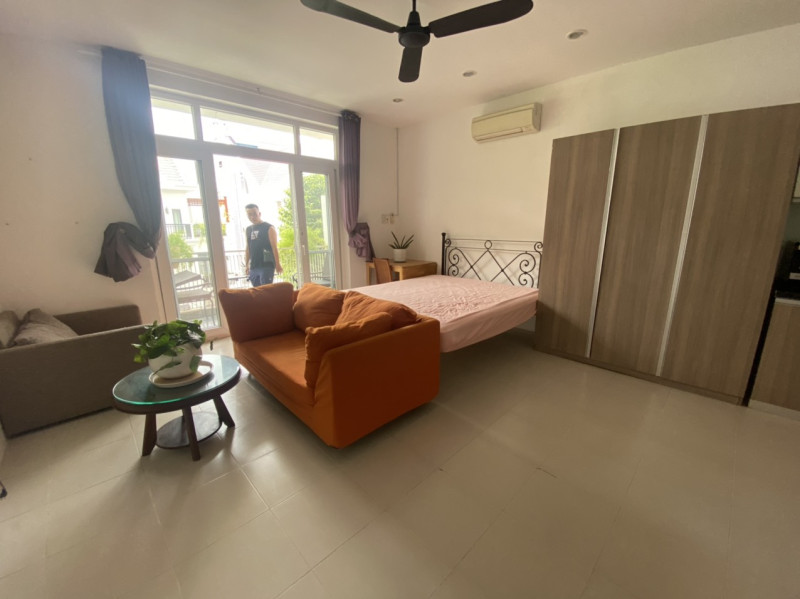 Sun-Filled Studio Apartment in Thao Dien
