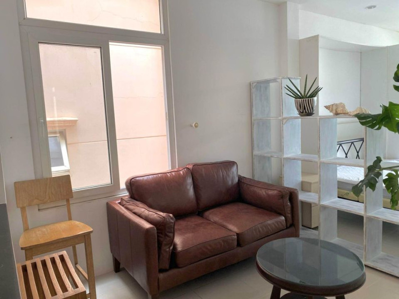 Open-Plan Studio with Natural Light