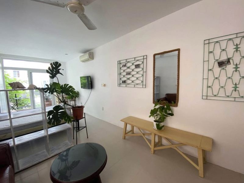 Open-Plan Studio with Natural Light