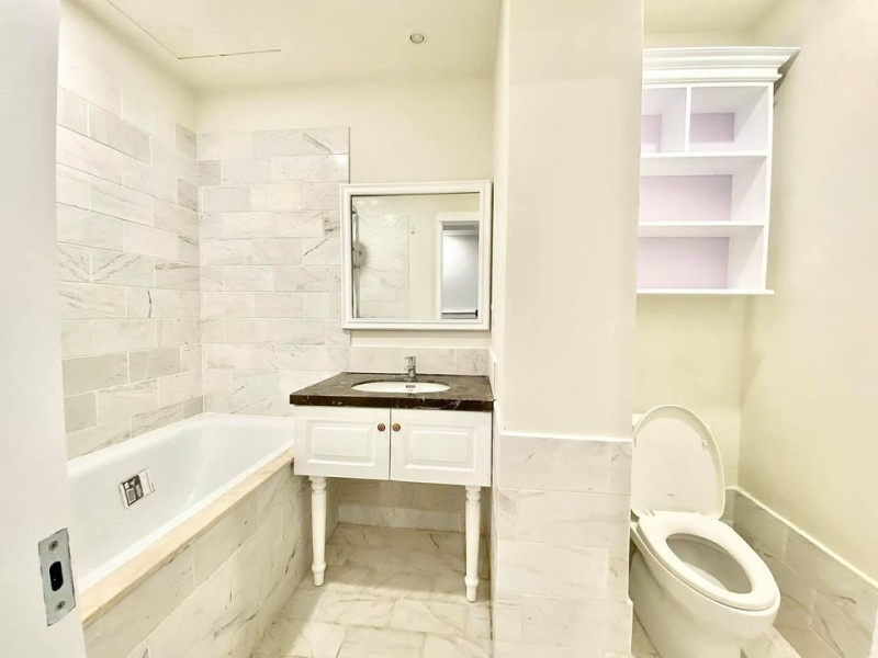 Everyday Comfort in a Thoughtful Space