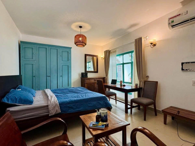 Simple Yet Stylish Studio Living