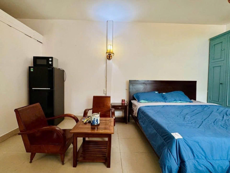 Simple Yet Stylish Studio Living