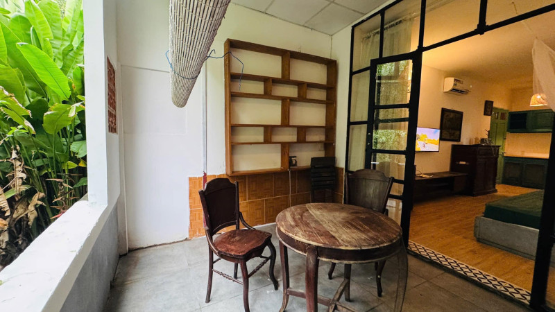 Comfortable Studio with Timeless Design