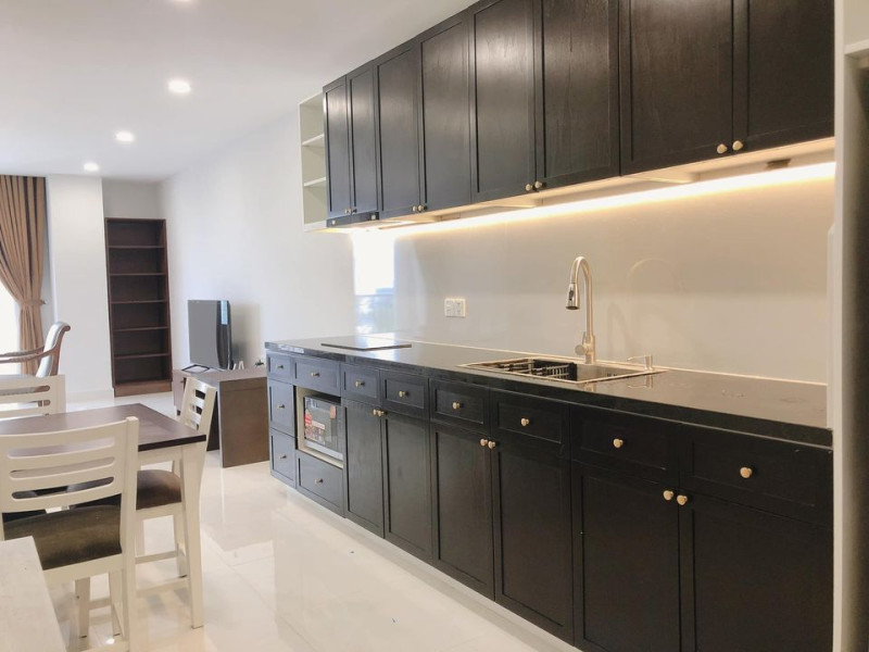 A Cozy Urban Retreat by the River Area